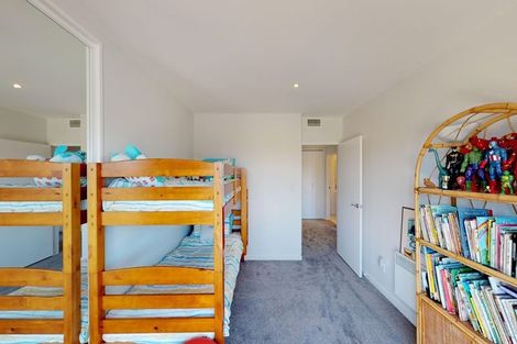 Photo of property in 59a Mana View Road, Paremata, Porirua, 5026