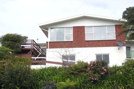 Photo of property in 3 Weston Street, Moturoa, New Plymouth, 4310