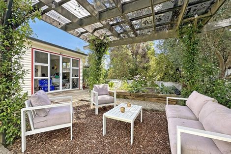 Photo of property in 11 Holgate Avenue, Herald Island, Auckland, 0618