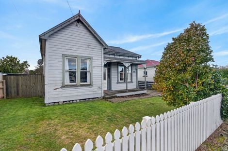 Photo of property in 106 Villa Street, Masterton, 5810