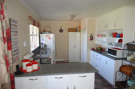 Photo of property in 2 Reid Drive, Putaruru, 3411