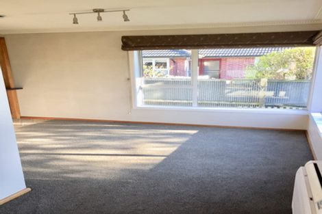 Photo of property in 20 Torquay Place, Bryndwr, Christchurch, 8053