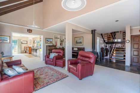 Photo of property in 113 Field Way, Waikanae Beach, Waikanae, 5036