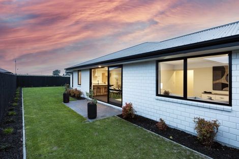 Photo of property in 318 Halswell Junction Road, Halswell, Christchurch, 8025