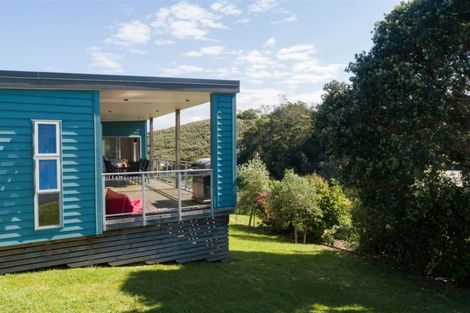 Photo of property in 11 Robertson Street, Russell, 0202