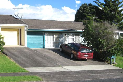 Photo of property in 1/23 Sea Spray Drive, Bucklands Beach, Auckland, 2012