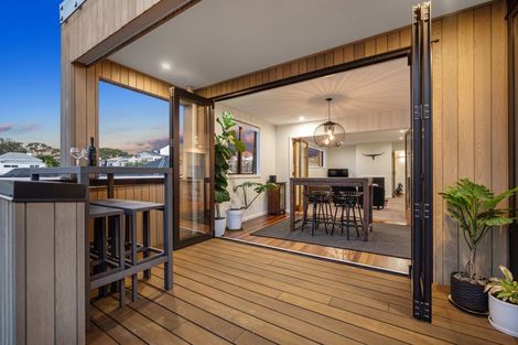 Photo of property in 1/5 Rarere Road, Hauraki, Auckland, 0622