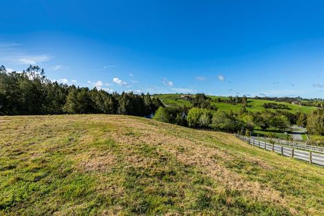 Photo of property in 5 Waymau Lane, Coatesville, 0792