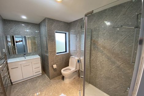 Photo of property in 1 Nagra Lane, Papakura, 2110