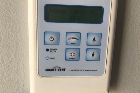 Photo of property in 6 Crompton Road, Massey, Auckland, 0614