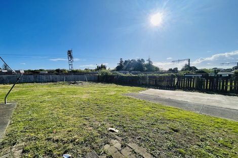 Photo of property in 8 Ross Avenue, Papatoetoe, Auckland, 2025