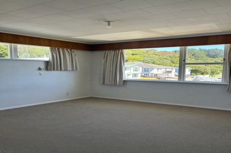 Photo of property in 2 Foyle Street, Island Bay, Wellington, 6023