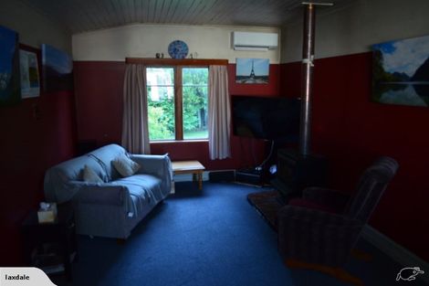 Photo of property in 68 Devon Street, Mossburn, 9792