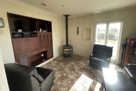 Photo of property in 10 Mildmay Road, Henderson, Auckland, 0610