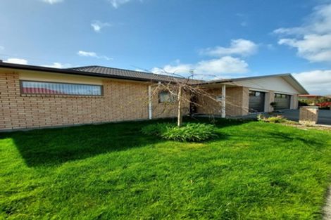 Photo of property in Trackside Villas, 50/91 Mako Mako Road, Levin, 5510