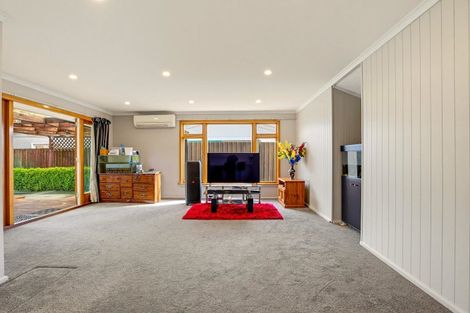 Photo of property in 5 Norrie Street, Redwood, Christchurch, 8051