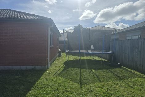 Photo of property in 49b Cambridge Terrace, Papatoetoe, Auckland, 2025