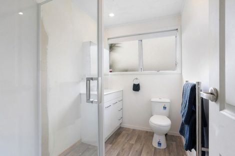 Photo of property in 4 Hydra Place, Glen Eden, Auckland, 0602