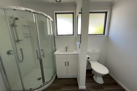 Photo of property in 2/1 Angle Street, Picton, 7220