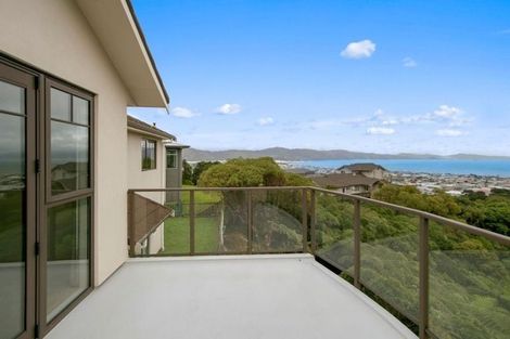 Photo of property in 49 Dowse Drive, Maungaraki, Lower Hutt, 5010