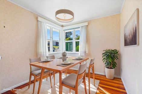 Photo of property in 30 Sylvan Crescent, Te Atatu South, Auckland, 0610
