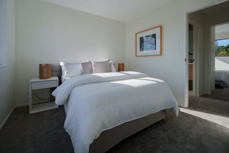 Photo of property in 6/5 Preston Avenue, Henderson, Auckland, 0610