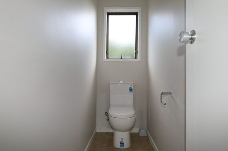 Photo of property in 34 Jandell Crescent, Bucklands Beach, Auckland, 2014