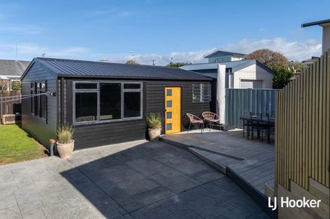 Photo of property in 17 Brighton Road, Waihi Beach, 3611