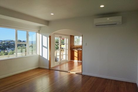 Photo of property in 65 Tannadyce Street, Strathmore Park, Wellington, 6022