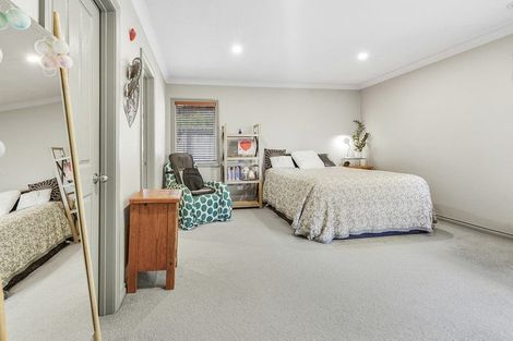 Photo of property in 6 Oakmont Place, Rototuna, Hamilton, 3210