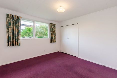 Photo of property in 9 Lesley Grove, Waikanae, 5036