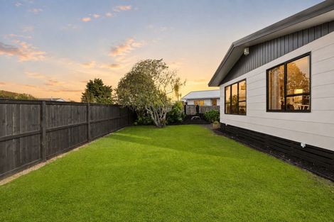 Photo of property in 19 Elmwood Crescent, Pukete, Hamilton, 3200