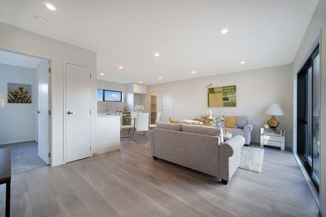 Photo of property in 17a Massine Place, Randwick Park, Auckland, 2105