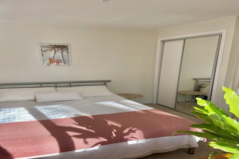 Photo of property in 669 South Titirangi Road, Titirangi, Auckland, 0604