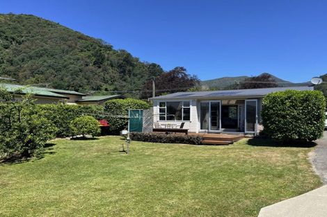 Photo of property in 17 Scotland Street, Picton, 7220