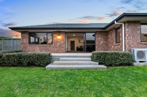 Photo of property in 40 Falcon Drive, Welcome Bay, Tauranga, 3112