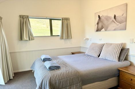 Photo of property in 1061 Ardgour Road, Tarras, Cromwell, 9383