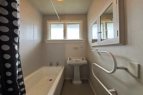 Photo of property in 16b Tilford Street, Woolston, Christchurch, 8062
