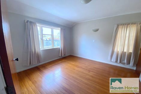 Photo of property in 31 Queensway, Three Kings, Auckland, 1024