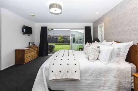 Photo of property in 22 Lindsay Drive, Prebbleton, 7604