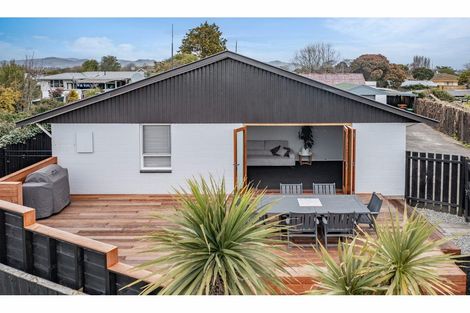 Photo of property in 1/6 Jade Place, Parklands, Christchurch, 8083