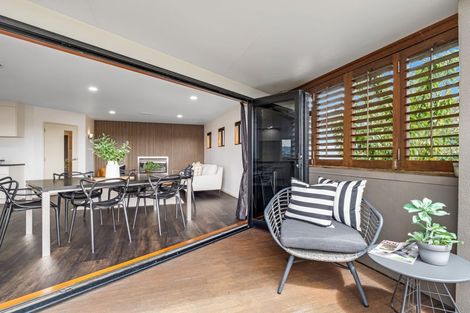 Photo of property in 52 Ruapehu Drive, Fitzherbert, Palmerston North, 4410