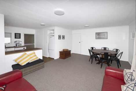 Photo of property in 7 Palm Parade, Riversdale Beach, Masterton, 5872