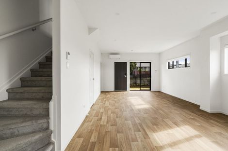 Photo of property in 1/75 Mcannalley Street, Manurewa East, Auckland, 2102