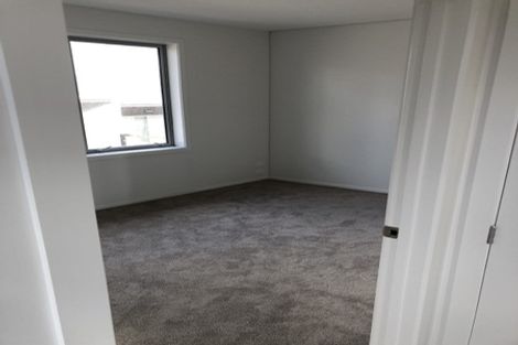 Photo of property in 22 Ceramic Lane, New Lynn, Auckland, 0600