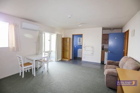 Photo of property in 287c Riccarton Road, Upper Riccarton, Christchurch, 8041