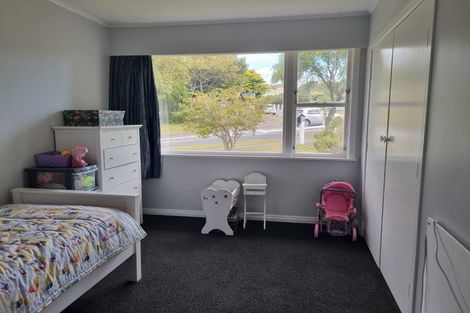 Photo of property in 1 The Companionway, Whitby, Porirua, 5024