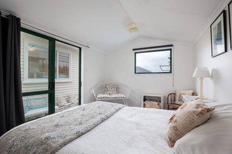 Photo of property in 51 Lyn Street, Lynmouth, New Plymouth, 4310