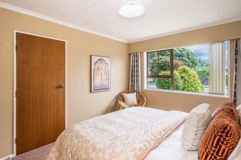 Photo of property in 2b Tawa Street, Waikanae, 5036