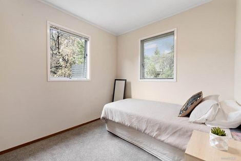 Photo of property in 2/28 Scarlock Avenue, Browns Bay, Auckland, 0630